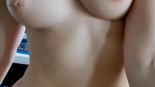 Непостановочное фото